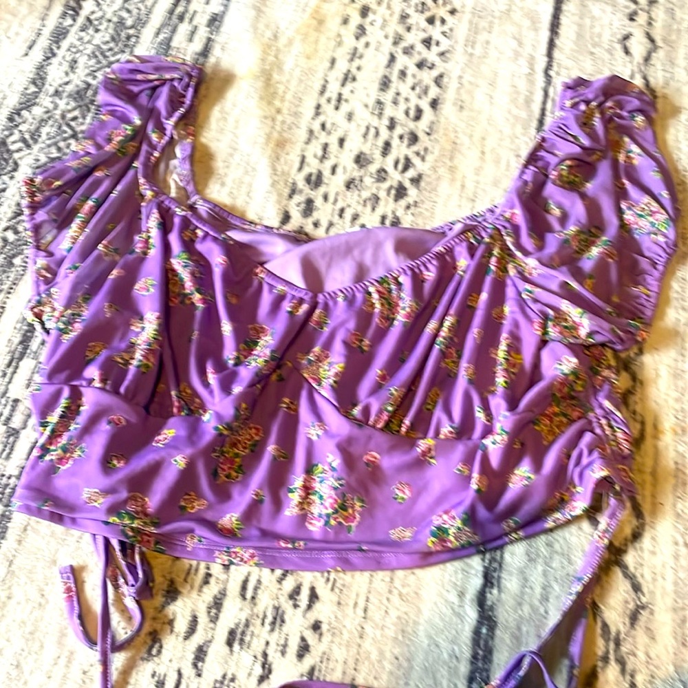 Love fire purple  floral 3x NWT